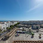 Marina Banus شقة ماربيا